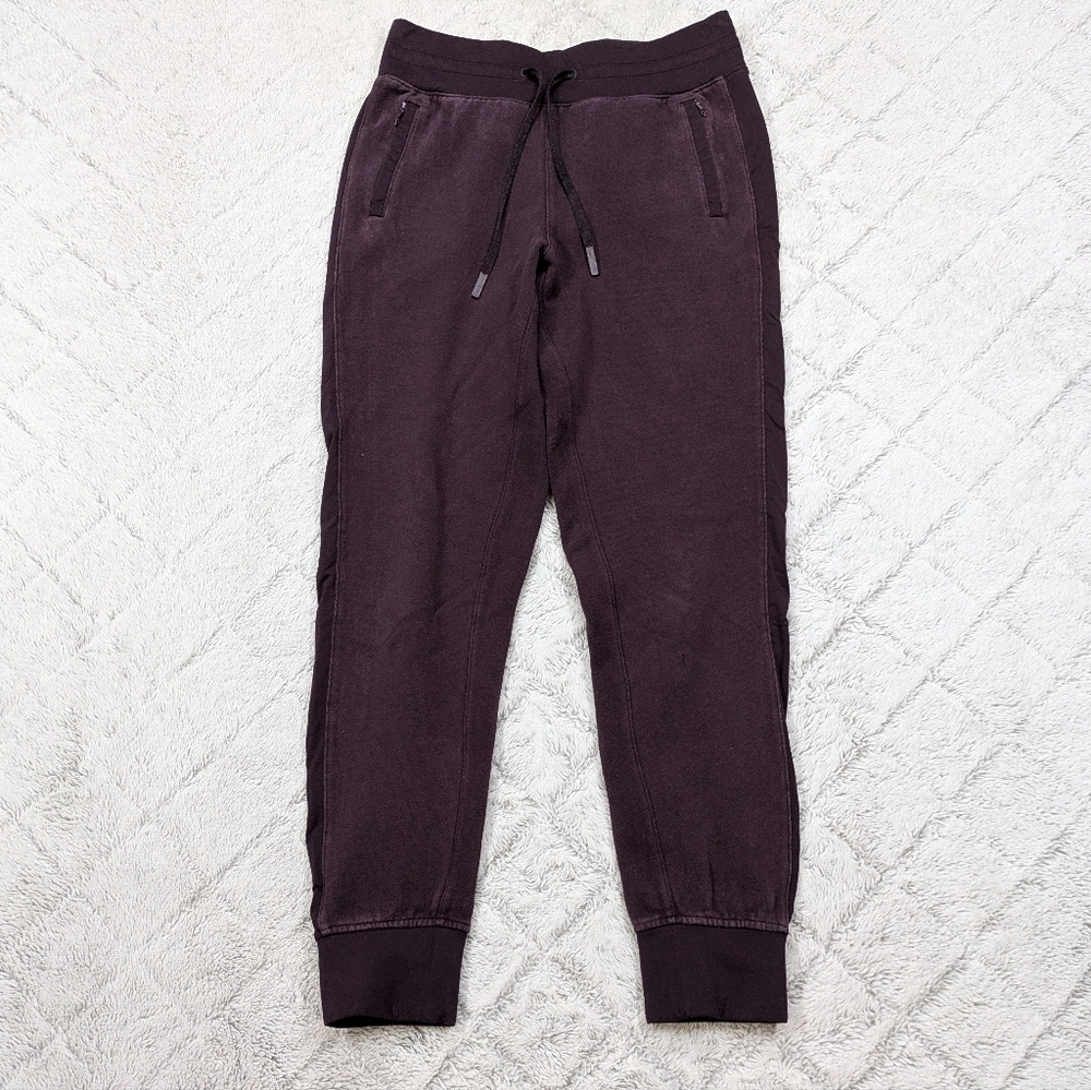 Lululemon Joggers Women's 6 Purple Cherry Get Going Light Cotton Terry 28”